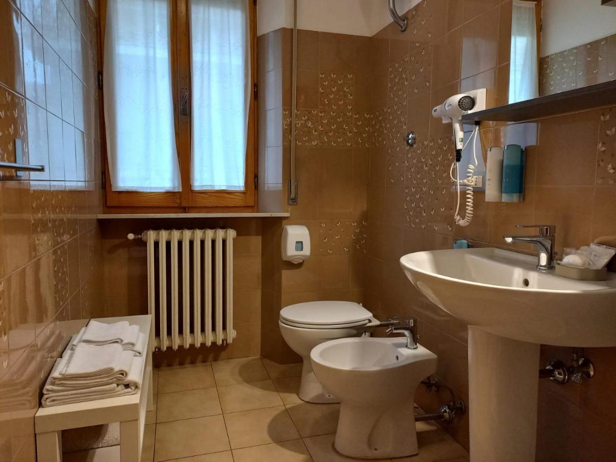 פדאסו Hotel Cormorano מראה חיצוני תמונה