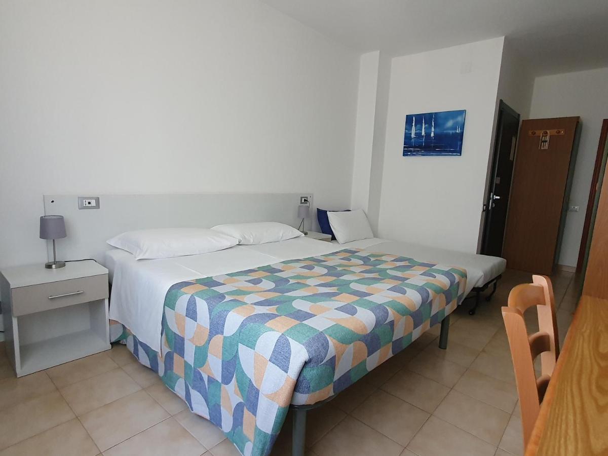 פדאסו Hotel Cormorano מראה חיצוני תמונה